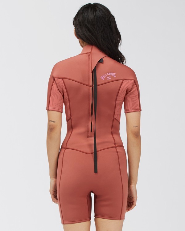 2 2/2mm Synergy 2021 - Springsuit met Korte Mouw en Achterrits voor Dames Red C42G58BIP2 Billabong