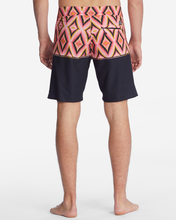 6 Fifty50 Airlite 19" - Boardshort voor Heren Beige D1BS22BIS2 Billabong