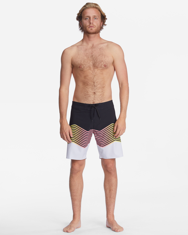 6 T Street Airlite 19" - Boardshorts para Hombre  D1BS41BIS2 Billabong