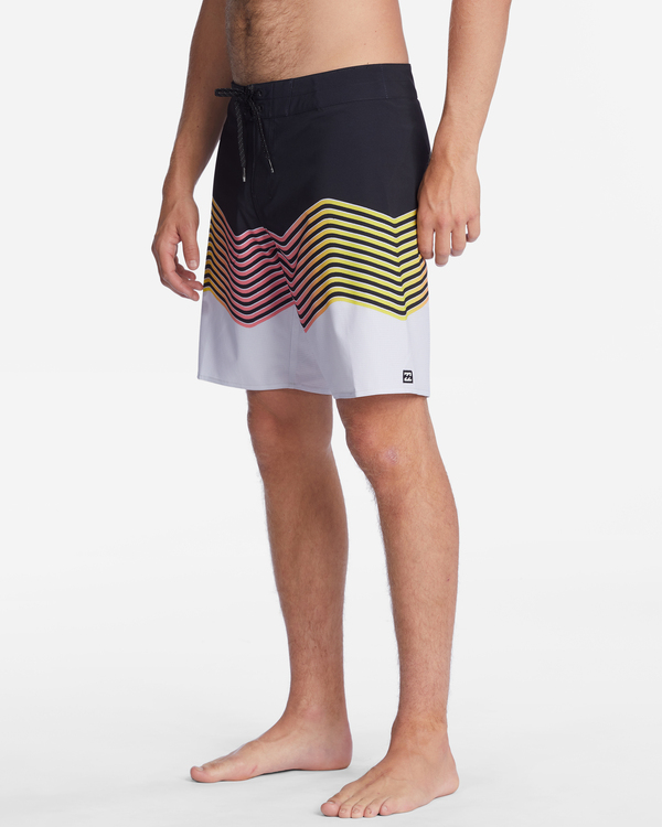 8 T Street Airlite 19" - Boardshorts para Hombre  D1BS41BIS2 Billabong