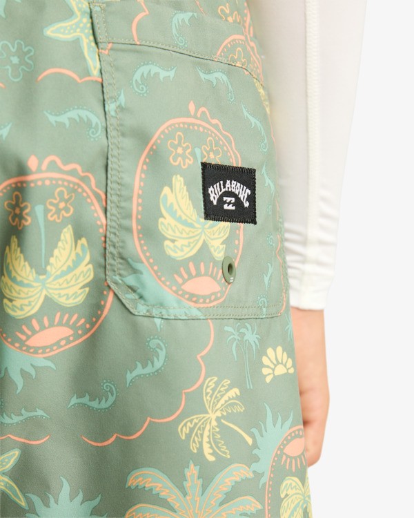 7 Vacay Layback - Swim Shorts for Boys 8-16 Green EBBJV00131 Billabong