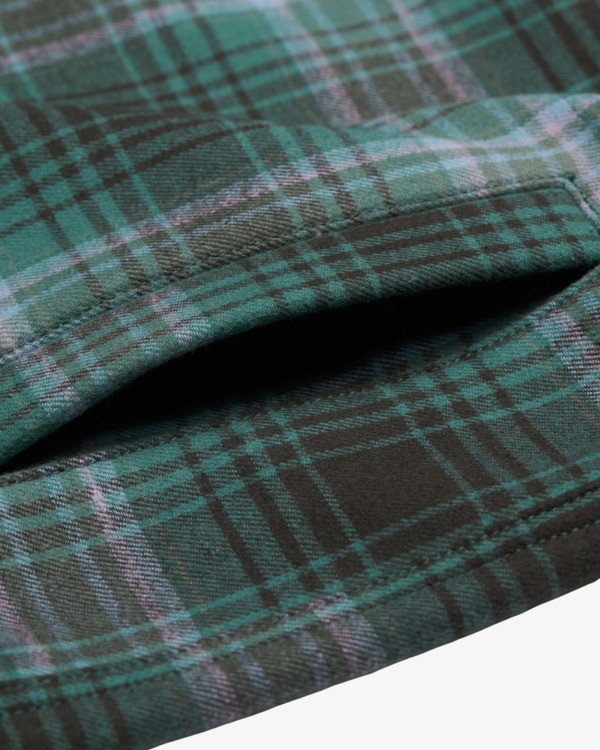 7 Furnace Bonded Black EBBWT03001 Billabong