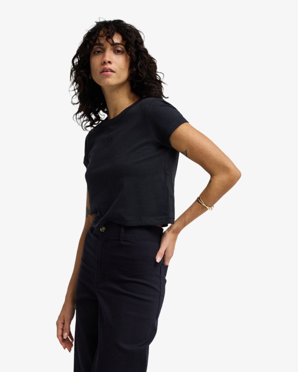 3 Daily - Enganliegendes T-Shirt f&uuml;r Frauen Schwarz EBJKT00120 Billabong