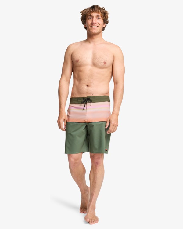 3 Fifty50 Pro - Boardshorts f&uuml;r M&auml;nner Gr&uuml;n EBYBS00126 Billabong
