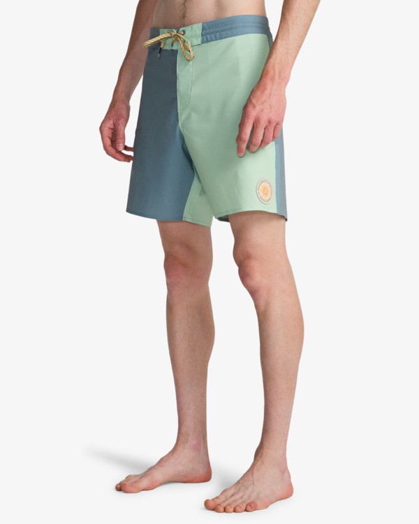5 Ventura Low Tide - Boardshorts for Men Green EBYBS00130 Billabong