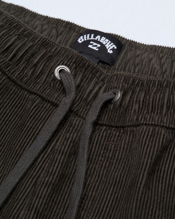 2 Larry Green EBYNP00111 Billabong