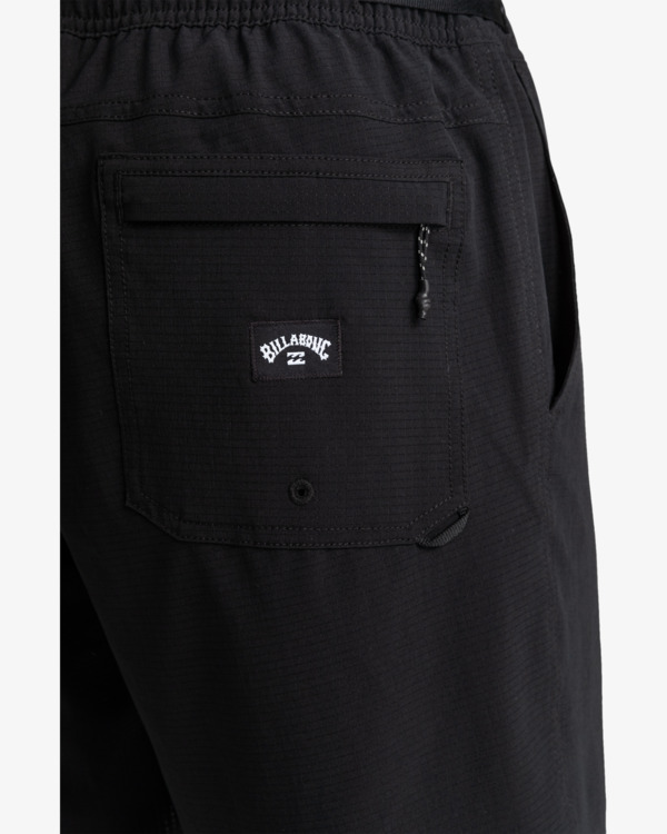 6 Surftrek Trail 17" Black EBYTK03002 Billabong