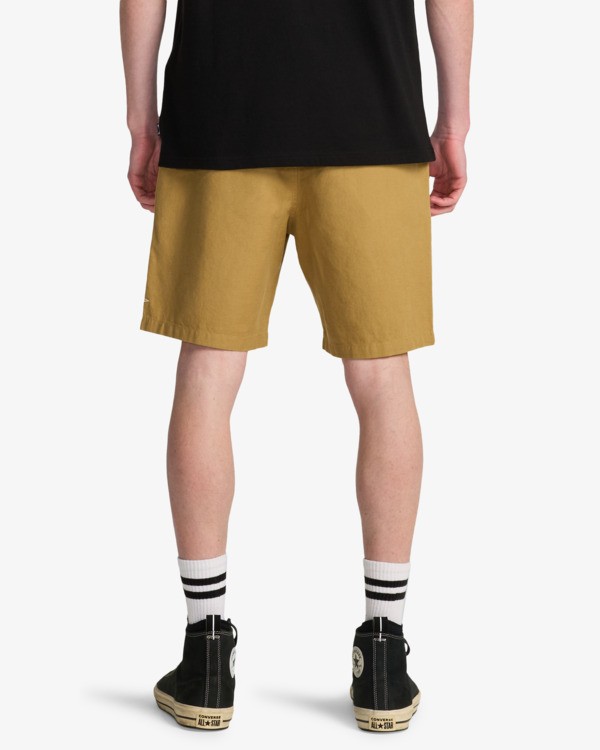 2 Larry Linen - Elastische Shorts f&uuml;r M&auml;nner Beige EBYWS00135 Billabong