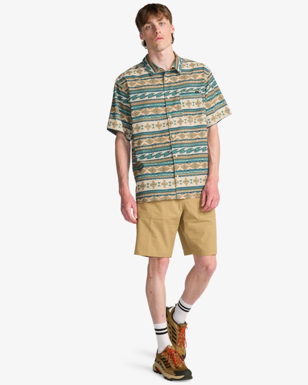 1 Surftrek Perf Beige EBYWT03023 Billabong