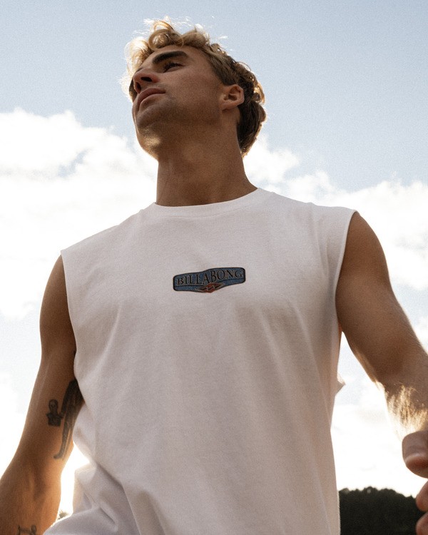 0 Since 73 Burleigh White EBYZT00491 Billabong