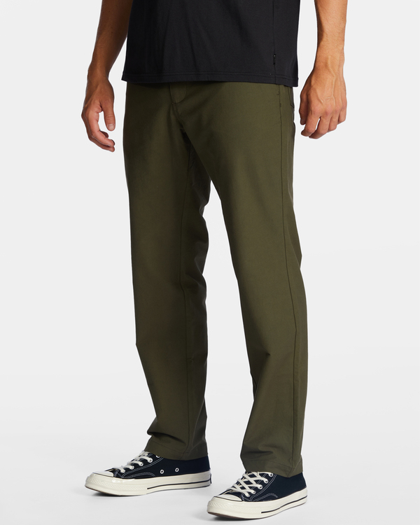 Pantalones elásticos para hombre outlet