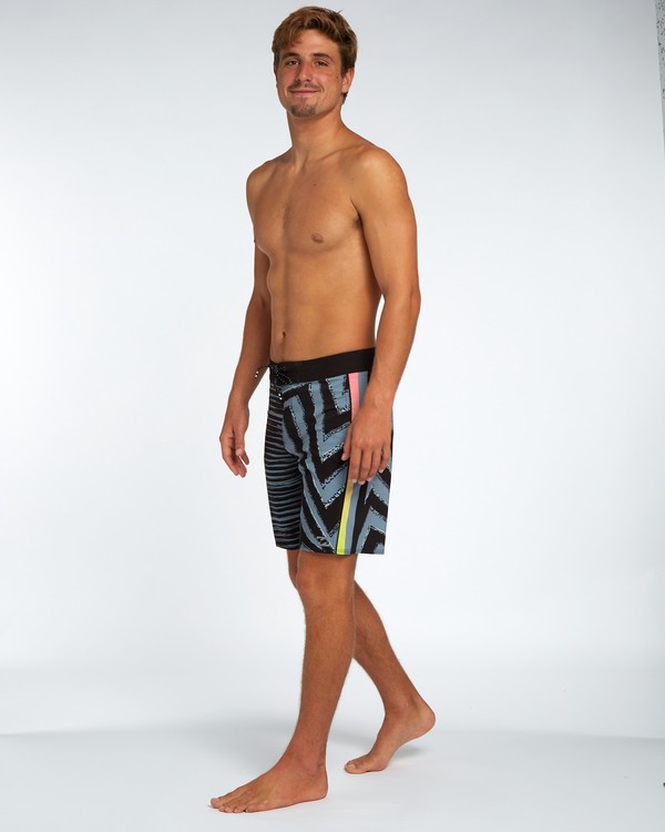 1 D Bah Airlite 18" Boardshort  H1BS02BIP8 Billabong