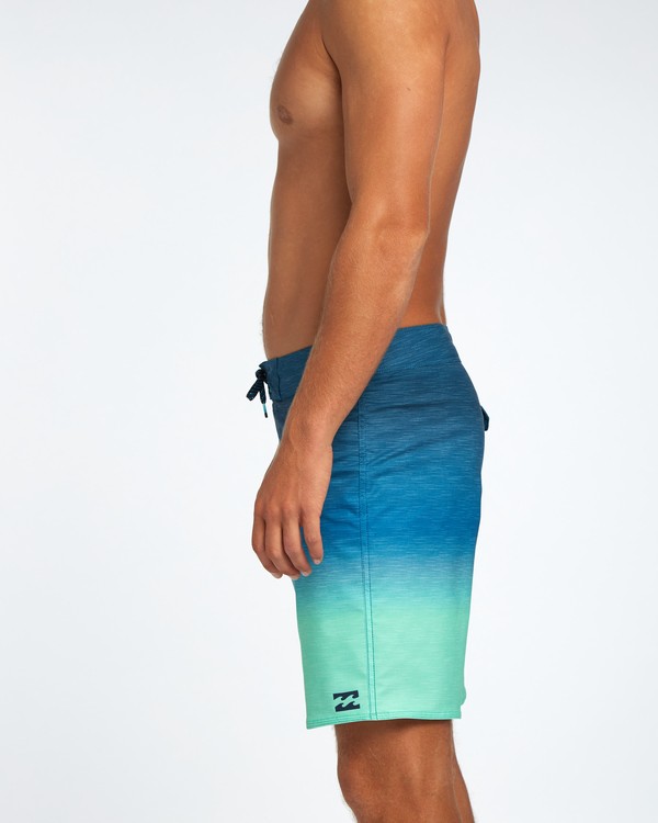 2 Tripper X 18" Boardshorts  H1BS16BIP8 Billabong