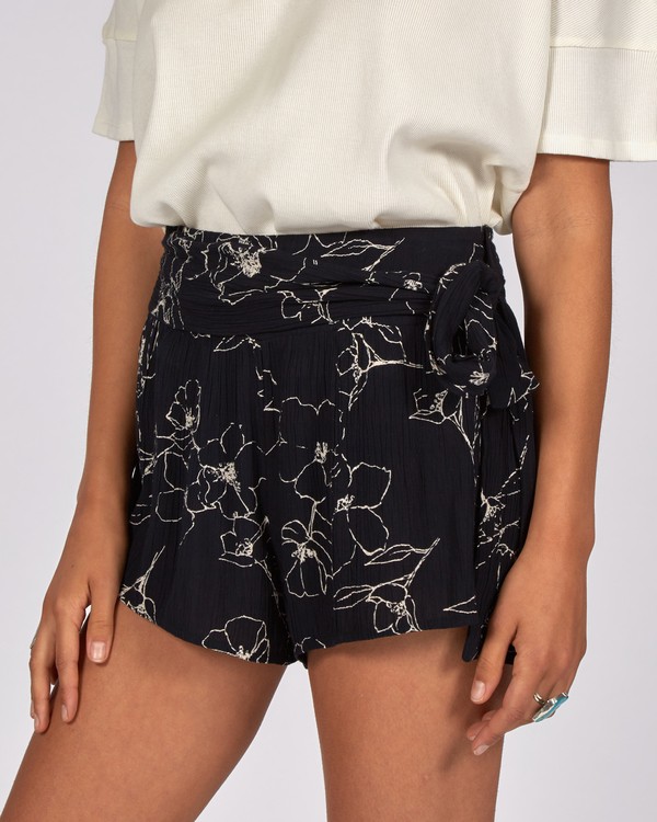 4 Lies And Ties Viscose Short  H3WK15BIP8 Billabong