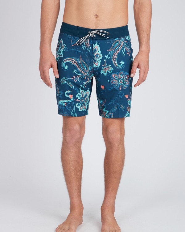 0 Sundays X 18'' Boardshorts  L1BS04BIF8 Billabong