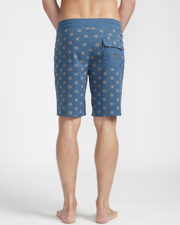 2 Sundays Min Pro 18" Boardshorts  N1BS07BIP9 Billabong