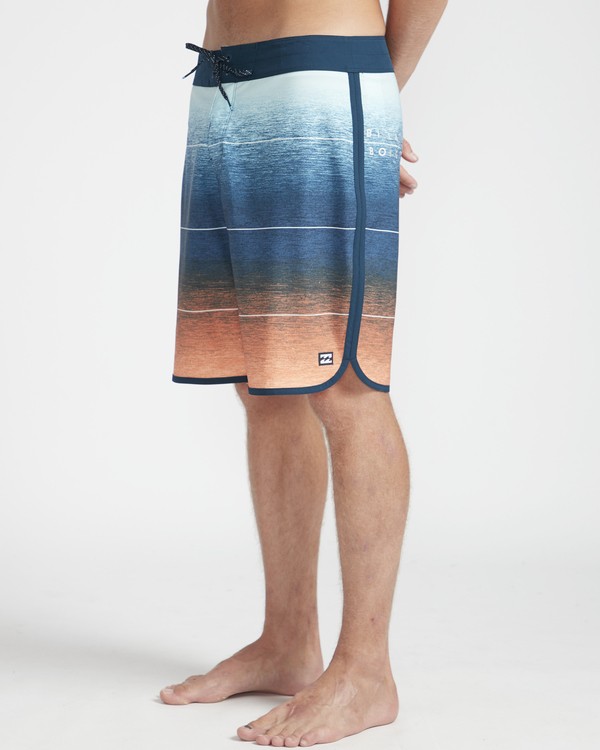 0 73 Stripe Pro 19" Boardshorts  N1BS10BIP9 Billabong