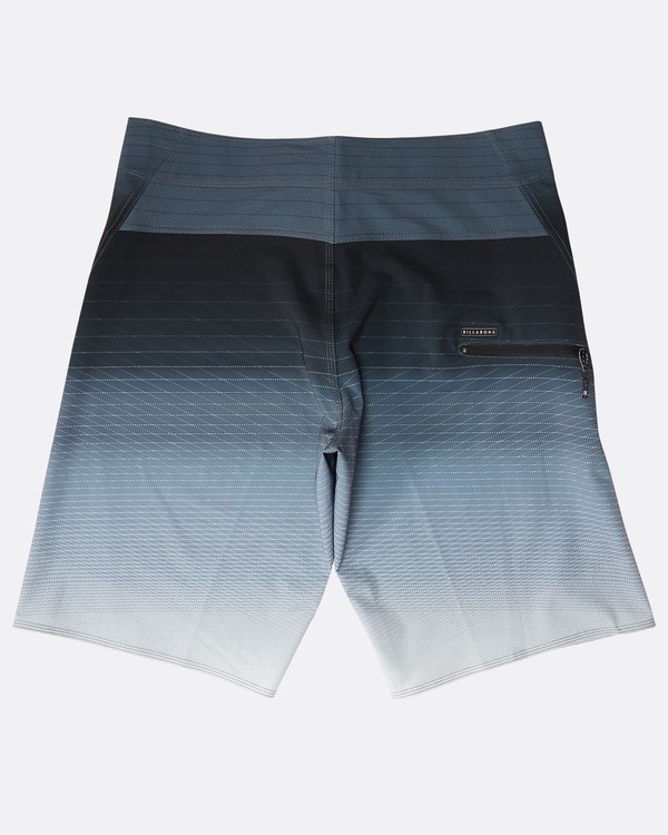6 Fluid Pro 21" Boardshorts  N1BS12BIP9 Billabong