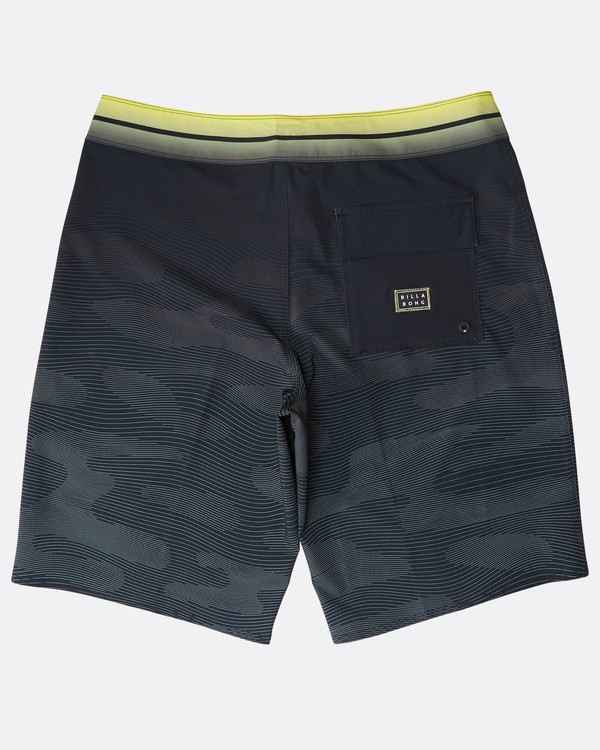 6 Resistance Pro 20" Boardshorts  N1BS16BIP9 Billabong