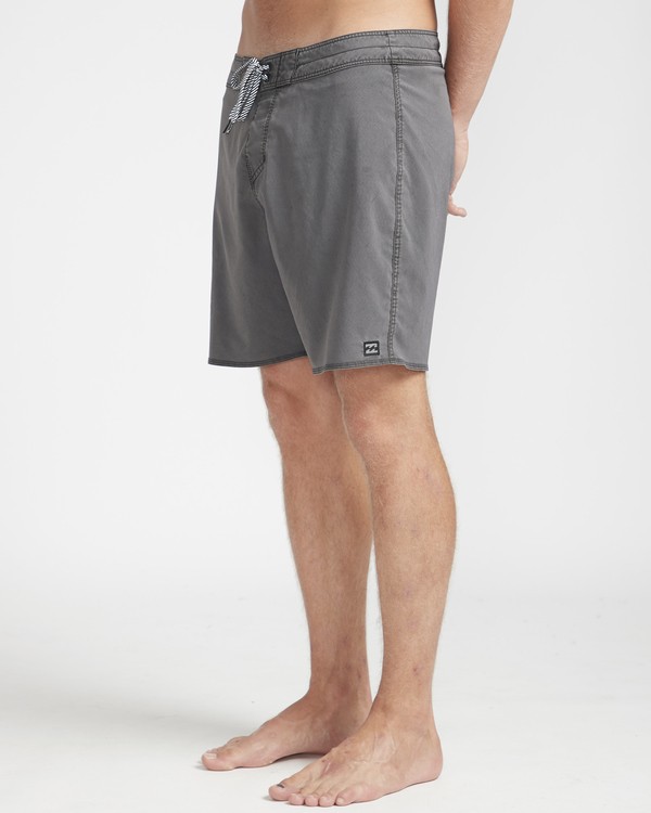 0 All Day Ovd Pro 17" Boardshorts  N1BS19BIP9 Billabong