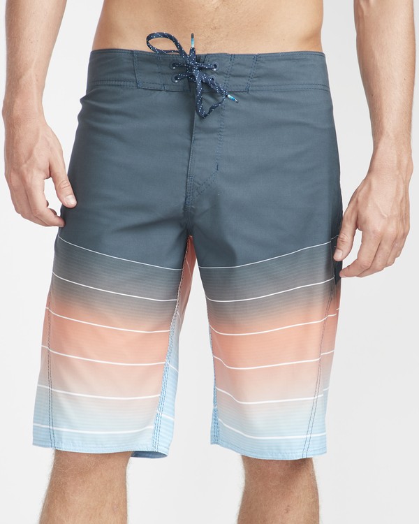 Billabong Fluid X offers Performance Boardshort