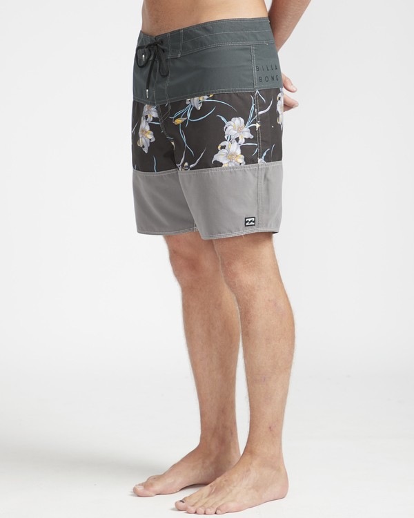 1 Tribong Originals 17" Boardshorts  N1BS33BIP9 Billabong