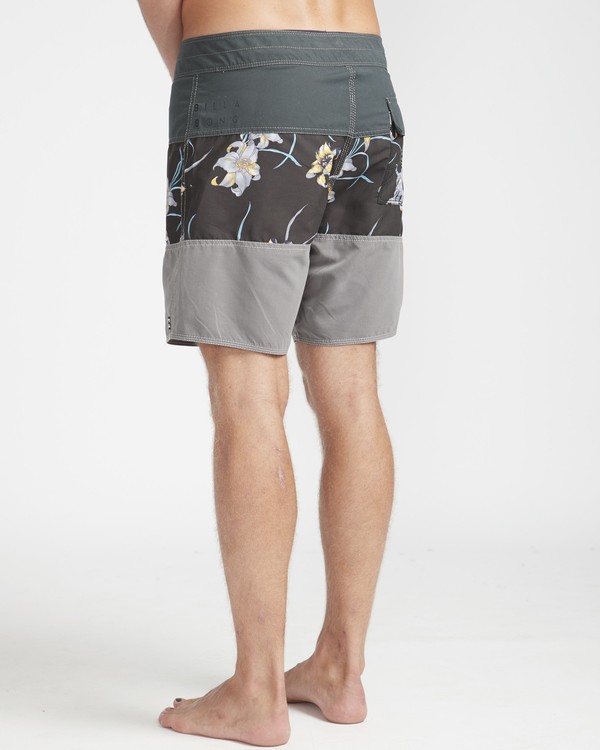2 Tribong Originals 17" Boardshorts  N1BS33BIP9 Billabong