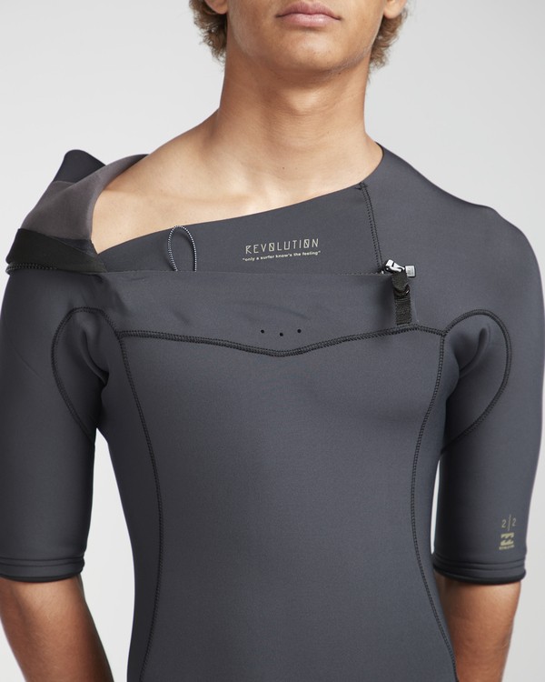 4 2/2 Revolution Gbs Chestzip Braun N42M08BIP9 Billabong