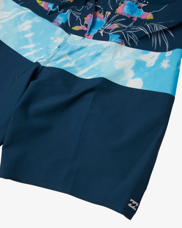 5 Tribong Pro 19" - Printed Board Shorts for Men Blue S1BS26BIP0 Billabong