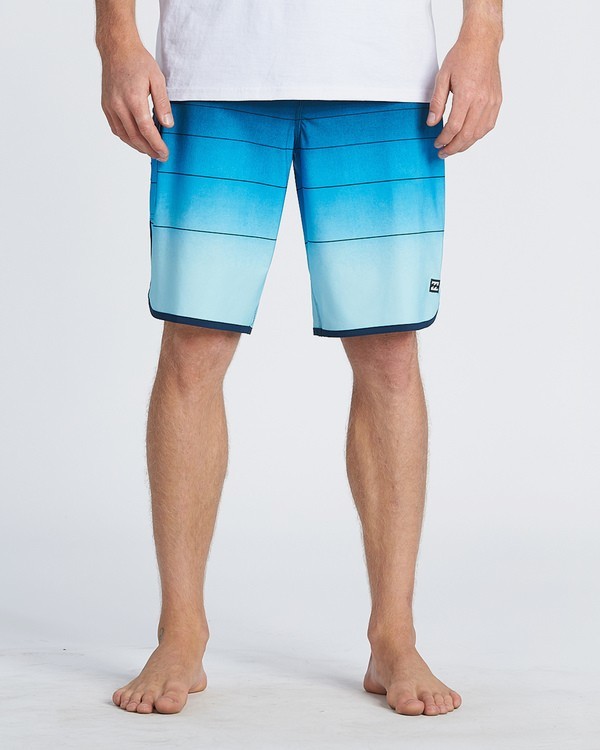 7 73 Stripe Pro 20" - Boardshorts com riscas para Homem Azul S1BS36BIP0 Billabong