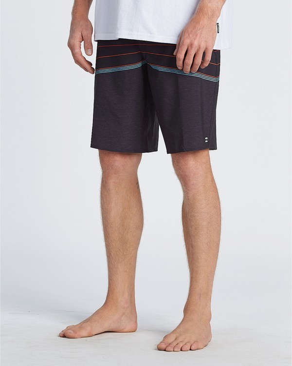 7 North Point Pro 20" - Performance Boardshorts für Herren  S1BS41BIP0 Billabong
