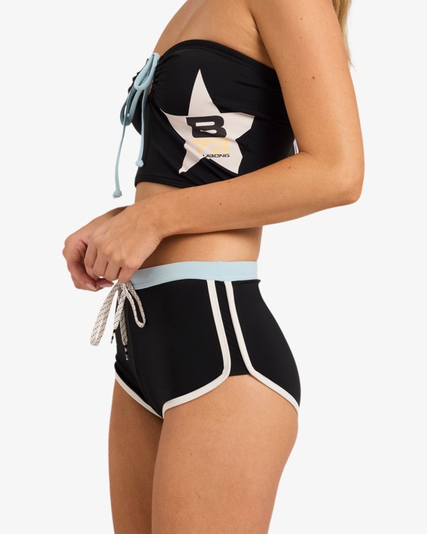 6 Spec 73 Starsurfer Short Schwarz UBJX400653 Billabong