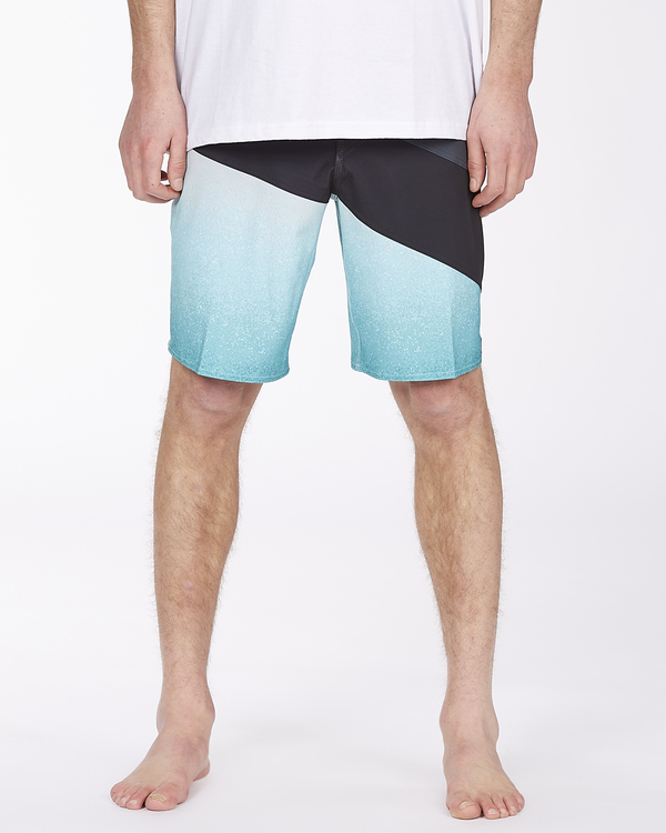 2 T Street Pro - Board Shorts for Men  W1BS41BIP1 Billabong
