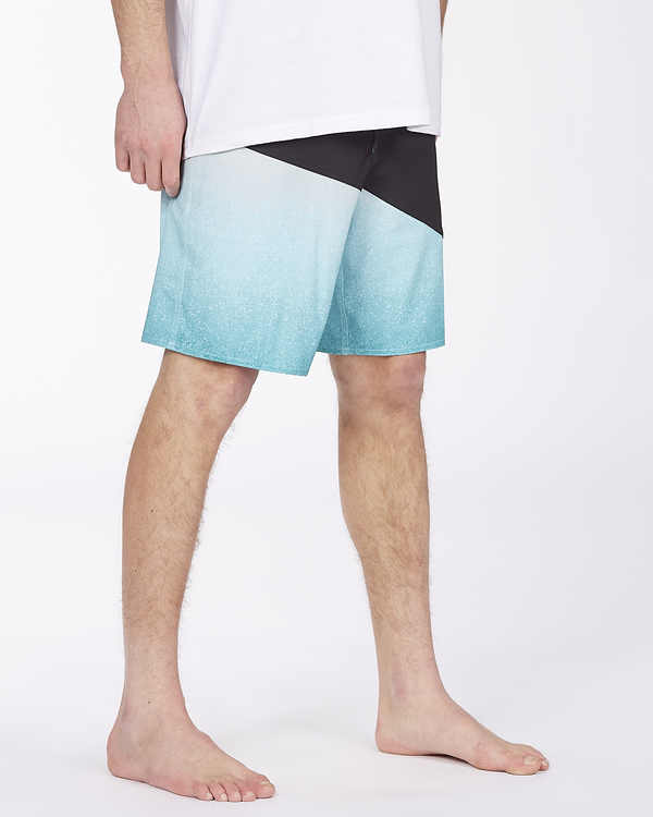 5 T Street Pro - Board Shorts for Men  W1BS41BIP1 Billabong