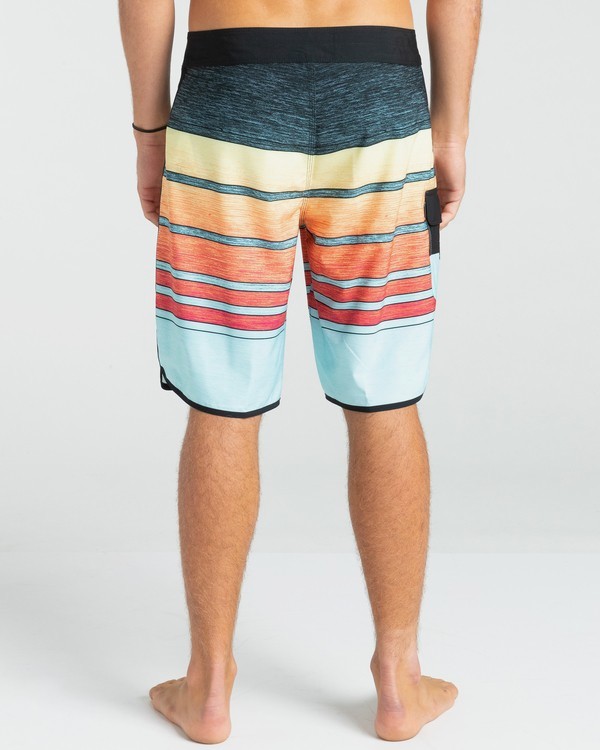 6 73 Stripe Pro 19" - Boardshorts für Männer Rosa W1BS43BIP1 Billabong