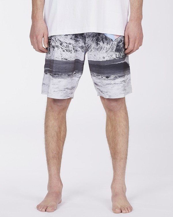 3 Adventure Division Eyesolation 18" - Board Shorts for Men  W1BS75BIP1 Billabong