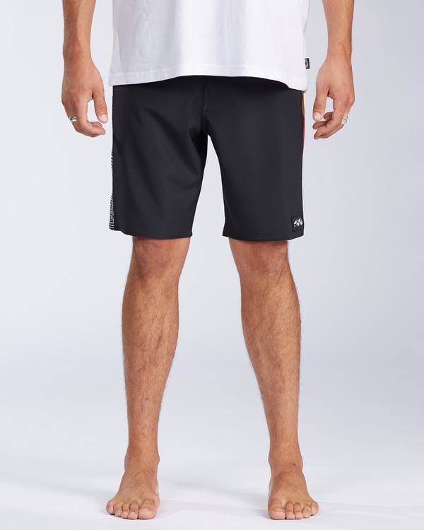 14 Otis Dbah Pro 18.5" - BoardShort para Hombre  X1BS16BIS1 Billabong