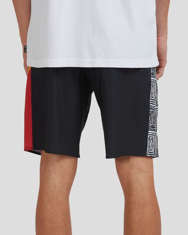 7 Otis Dbah Pro 18.5" - BoardShort para Hombre  X1BS16BIS1 Billabong