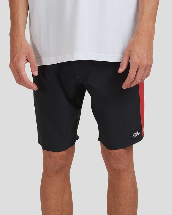 4 Otis Dbah Pro 18.5" - BoardShort para Hombre  X1BS16BIS1 Billabong