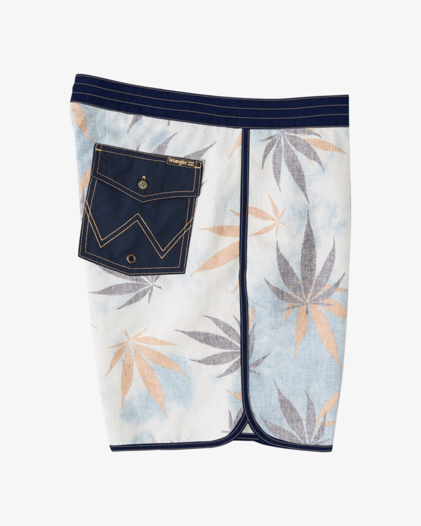 3 Wrangler 73 Mull Leaf 17" - Boardshorts for Men Multi Z1BS05BIF1 Billabong