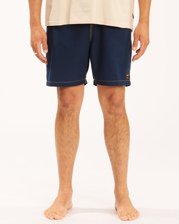 4 Wrangler Icons 17" - Boardshorts f&uuml;r M&auml;nner Blau Z1BS06BIF1 Billabong