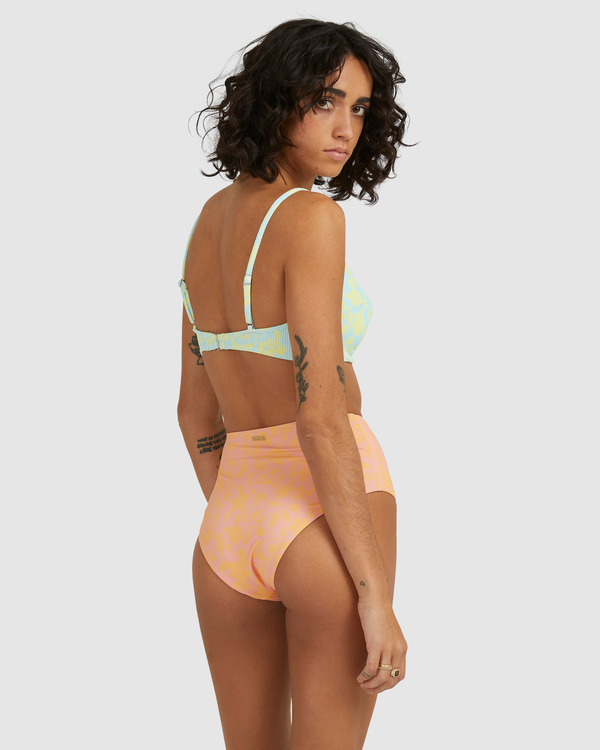 6 Hot Tropics - High Retro Bikini Bottoms for Women  Z3SB37BIF1 Billabong