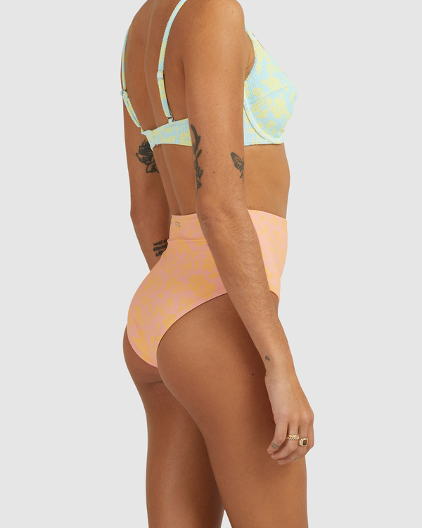 12 Hot Tropics - High Retro Bikini Bottoms for Women  Z3SB37BIF1 Billabong