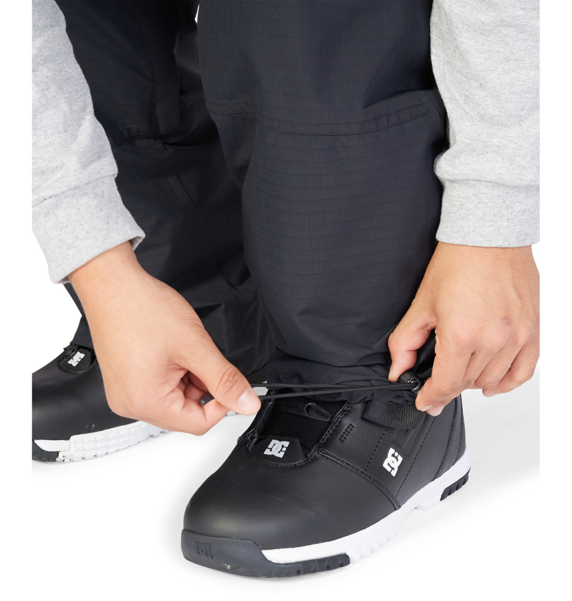Shadow - Technical Snow Bib for Men - Men's Black Technical Snow