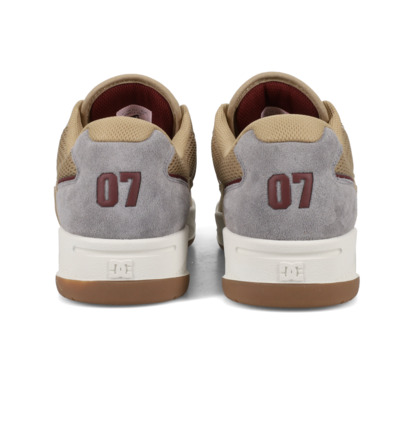 dcshoes, Construct - Scarpe di pelle da Uomo, GREY/TAN/OFFWHITE (026) Construct - Leather Shoes for Men  ADYS100822