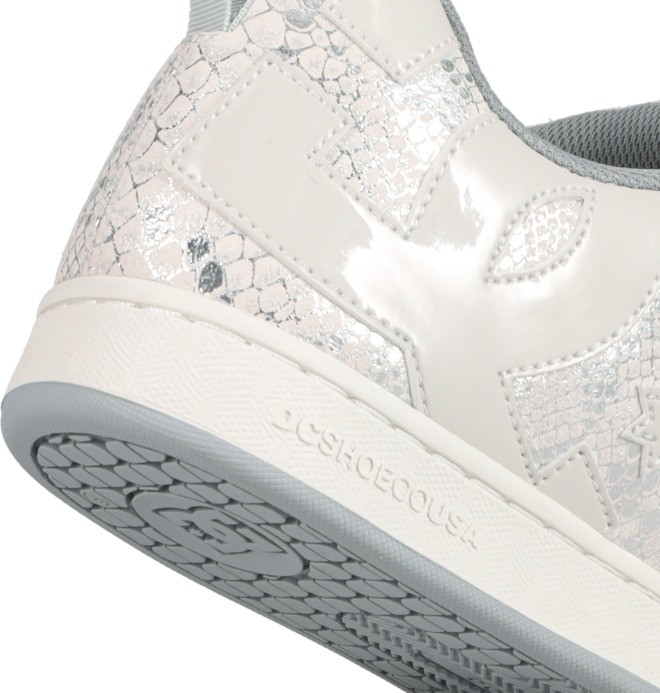 Court Graffik - Leather Shoes for Women  300678