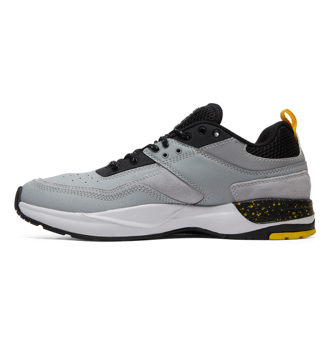 E.Tribeka SE - Shoes for Men  ADYS700142