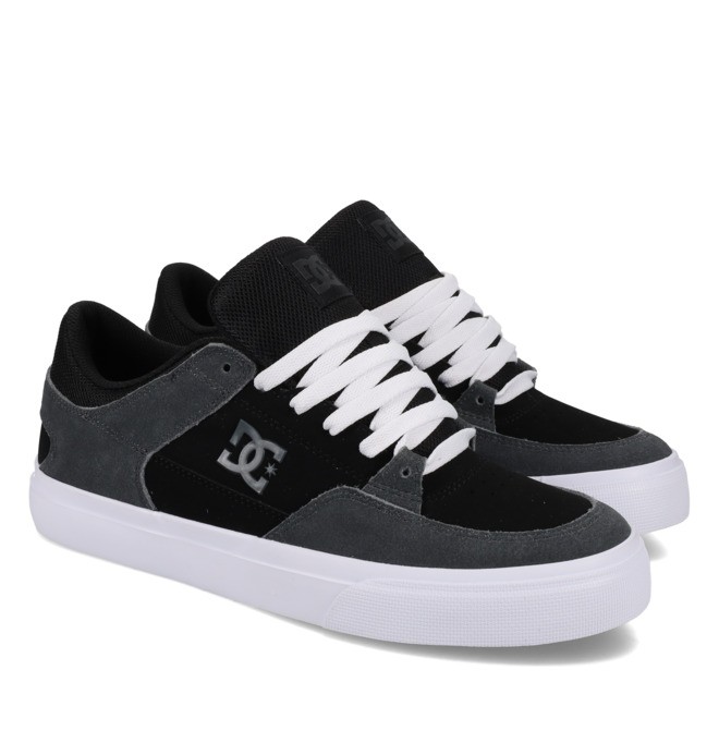 Onyx S - Skate Shoes for Men  DC04461