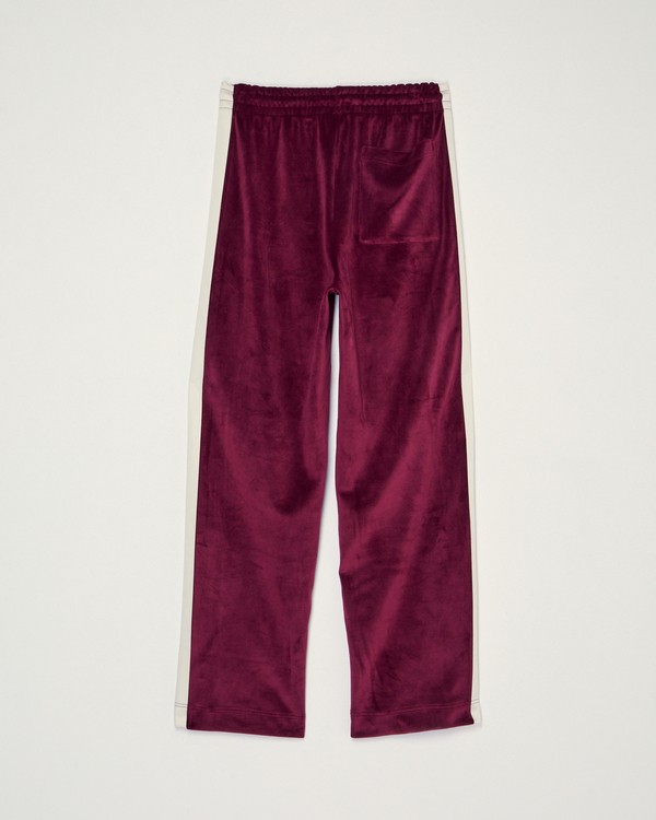 1 Velvet Red ELJFB03000 Element