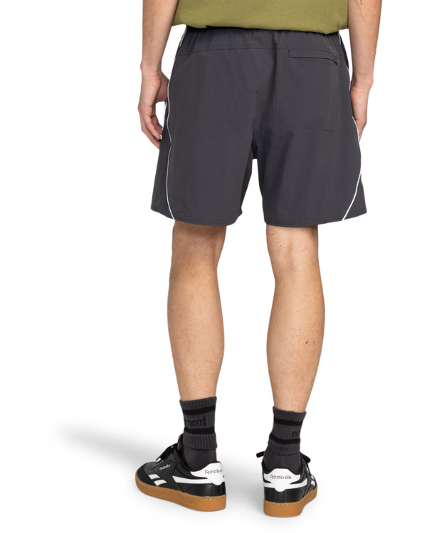 9 Chillin All Fun 17" Schwarz ELYHY03004 Element